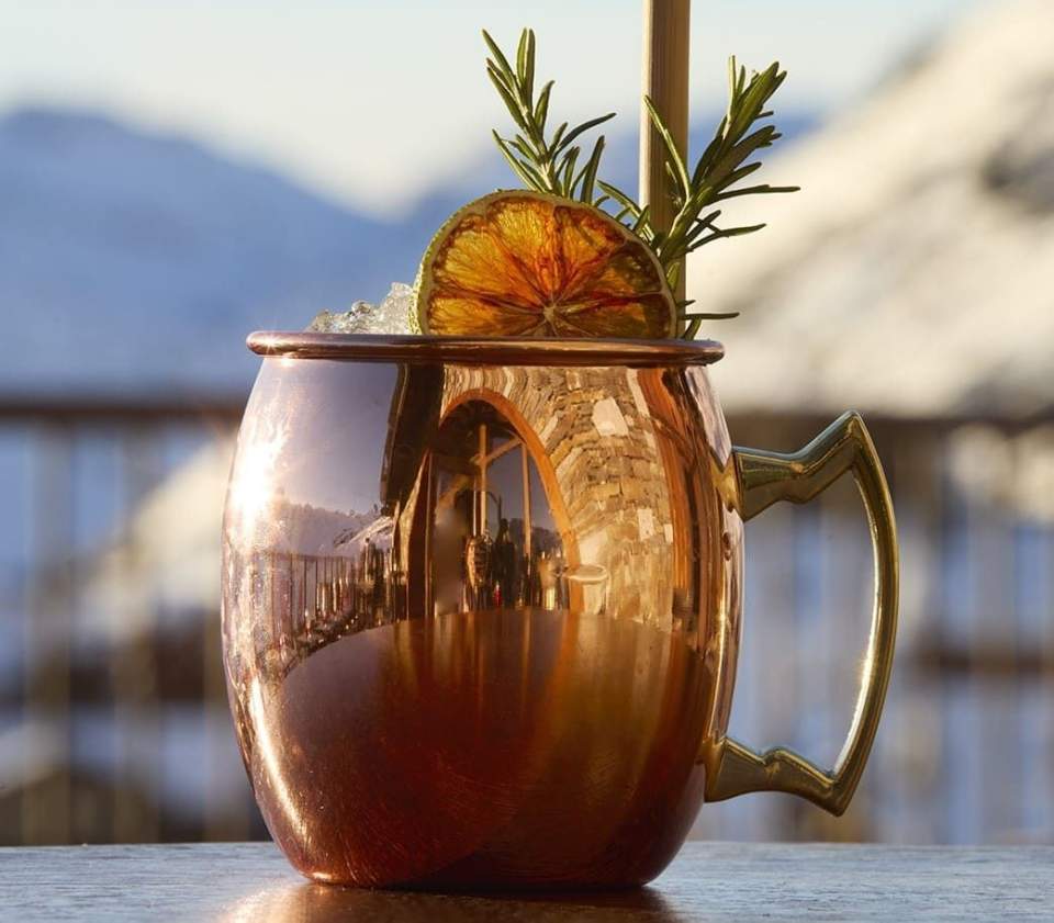 Lounge Bar
